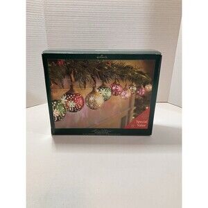 Hallmark Illuminations Snowflake Snowballs & Powerbox Christmas Holiday Decor
